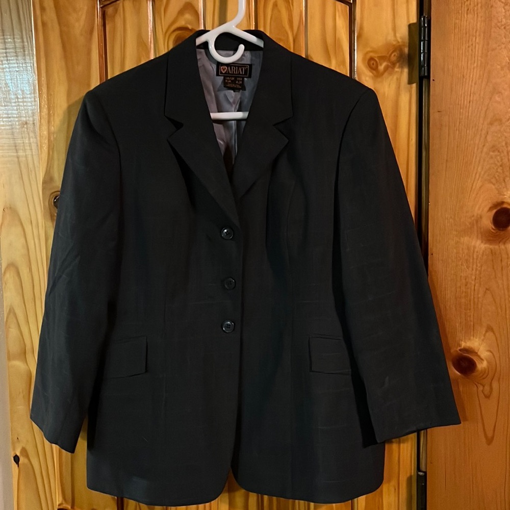 Women’s Ariat plaid charcoal gray hunt coat